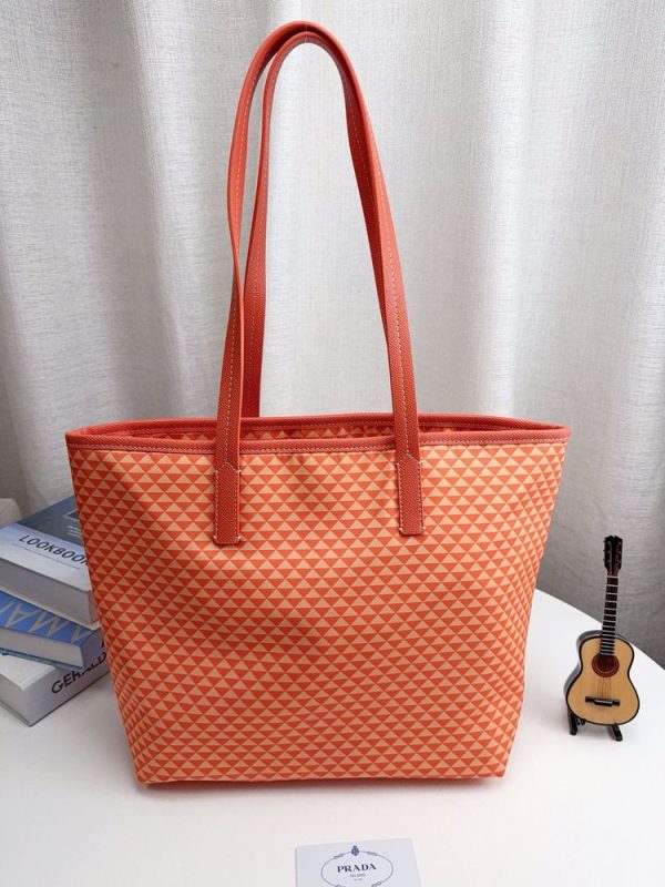 New Fashion Prada Handbag P002 QA
