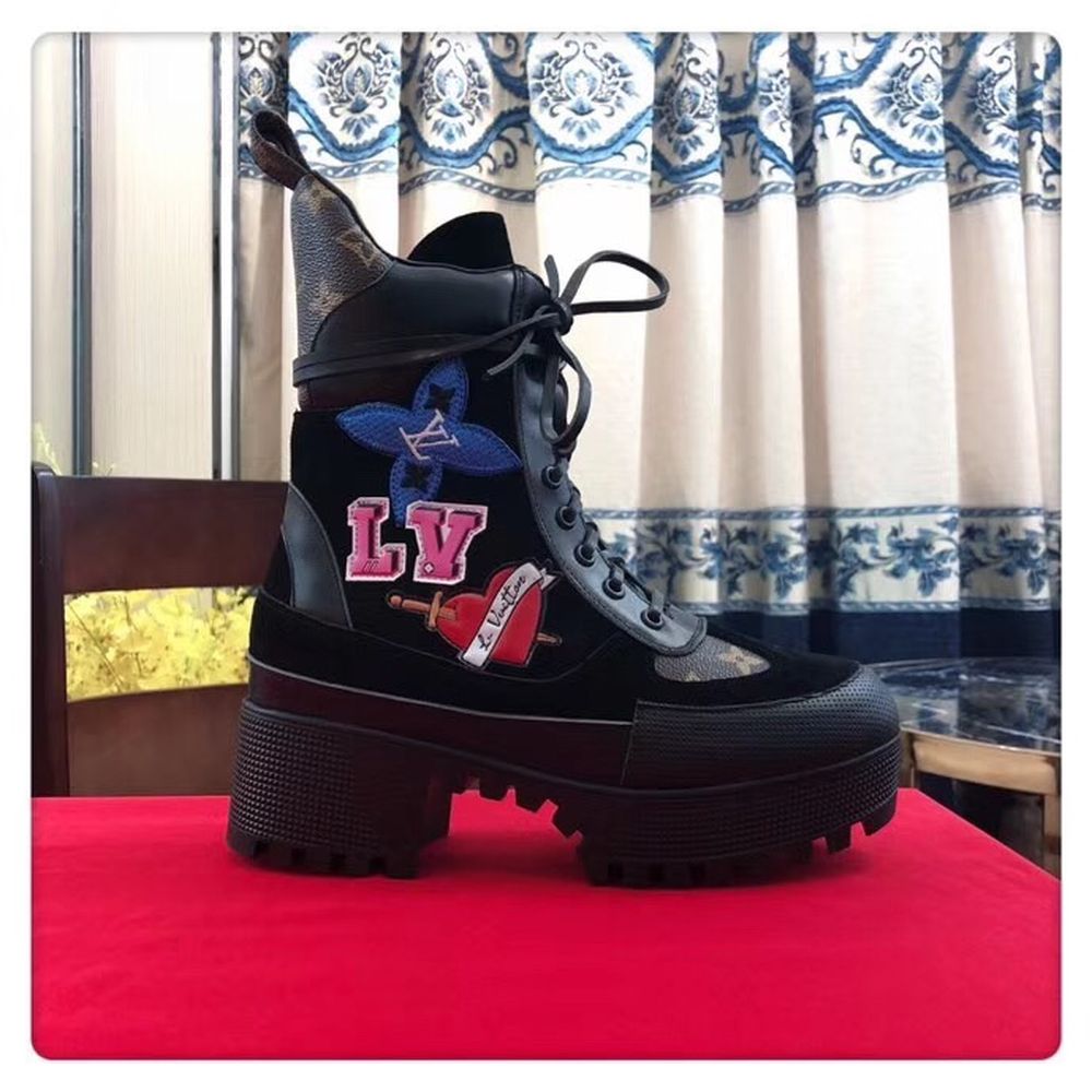 New Fashion LV Women Shoes L388