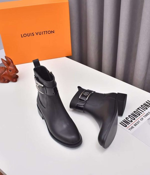 New Fashion Women LV Shoes 013 PA