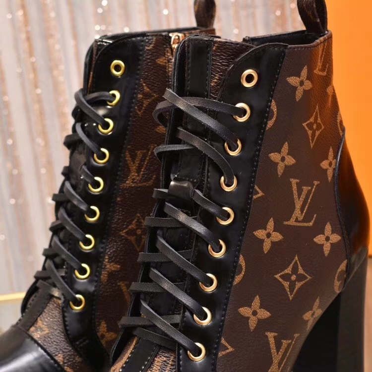 New Fashion LV Women Shoes L114