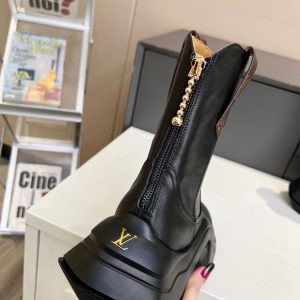 New Fashion LV Women Shoes 305 PA