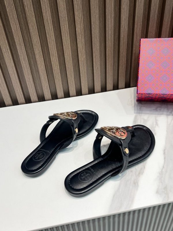 New Fashion LV Women Shoes 265 PA New Fashion LV Women Shoes 265 PA