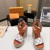 New Fashion LV Women Shoes L044