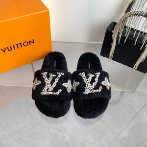 New Fashion LV Women Shoes 346 PA
