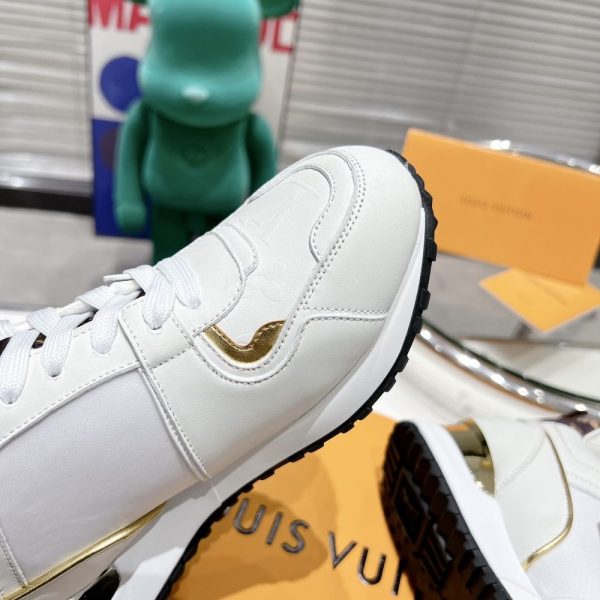 New Fashion LV Women Shoes 376 PA