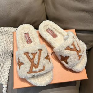 New Fashion LV Women Shoes L424