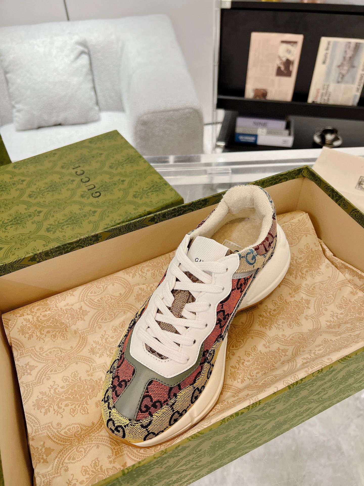New Fashion GG Women Shoes 050