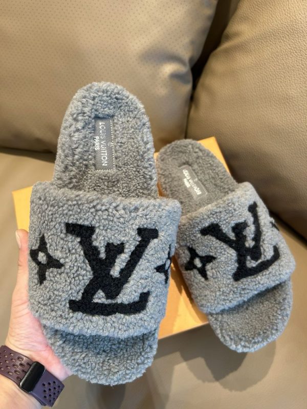 New Fashion LV Women Shoes L416