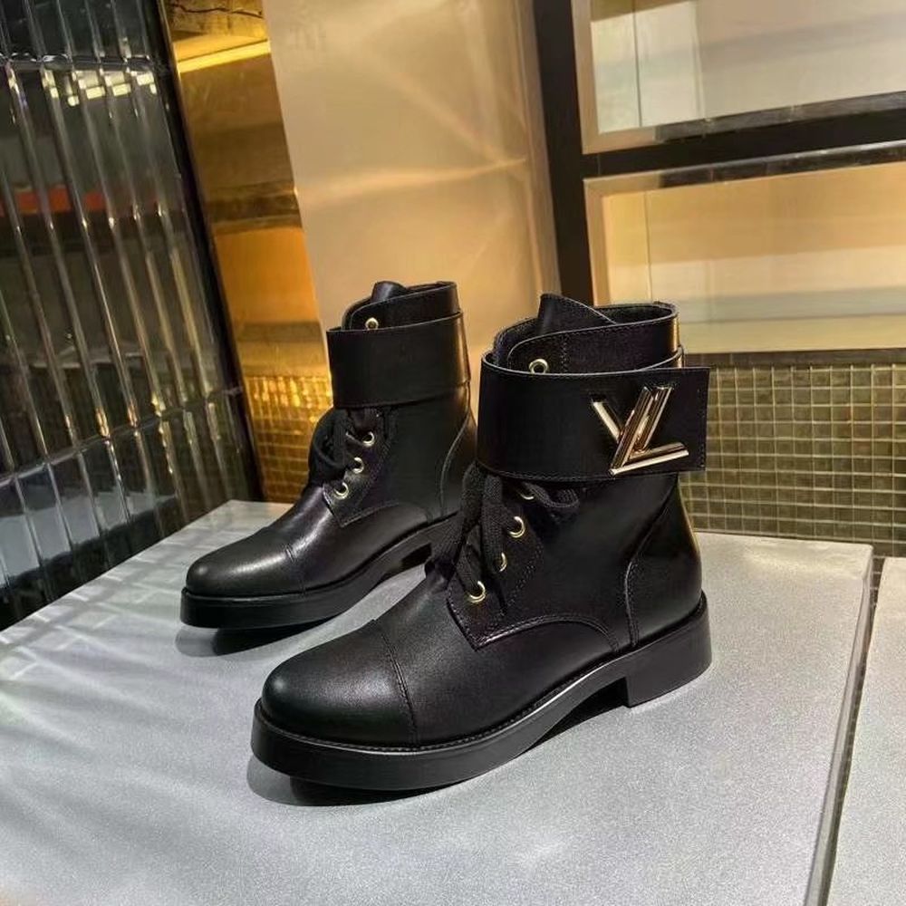 New Fashion LV Women Shoes L400