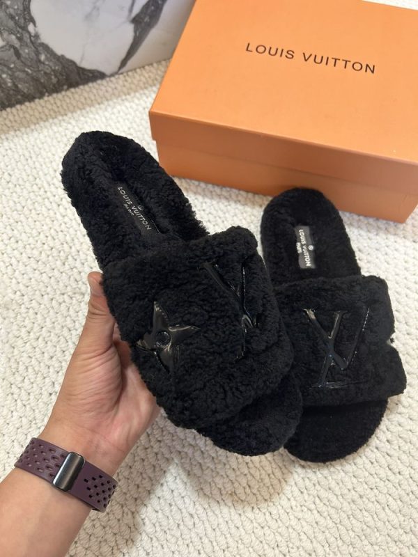 New Fashion LV Women Shoes L423 New Fashion LV Women Shoes L423
