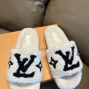 New Fashion LV Women Shoes L418