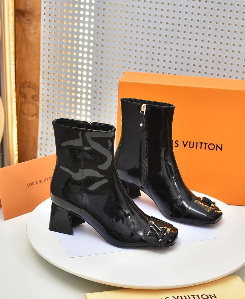New Fashion LV Women Shoes L379