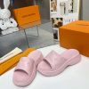 New Fashion LV Women Shoes 157 PA