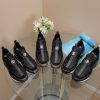 New Fashion LV Women Shoes L081