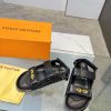 New Fashion LV Women Shoes 165 PA