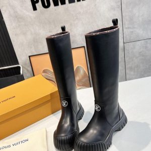 New Fashion LV Women Shoes 365 PA