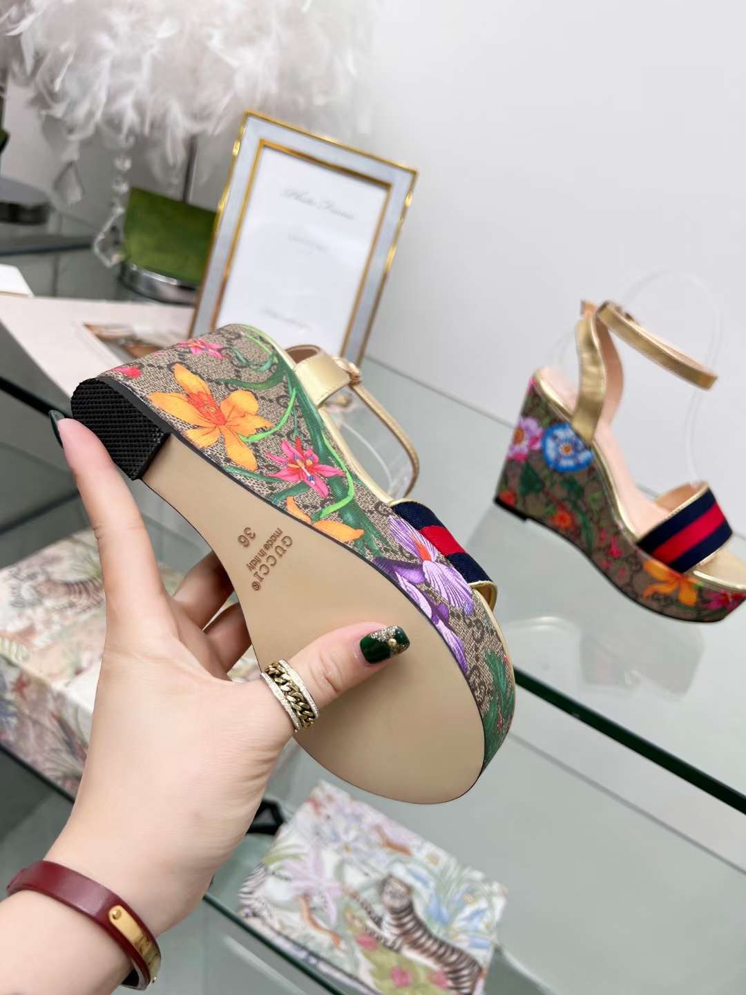 New Fashion GG Women Shoes 007