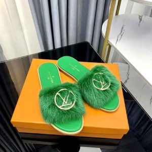 New Fashion LV Women Shoes 357 PA