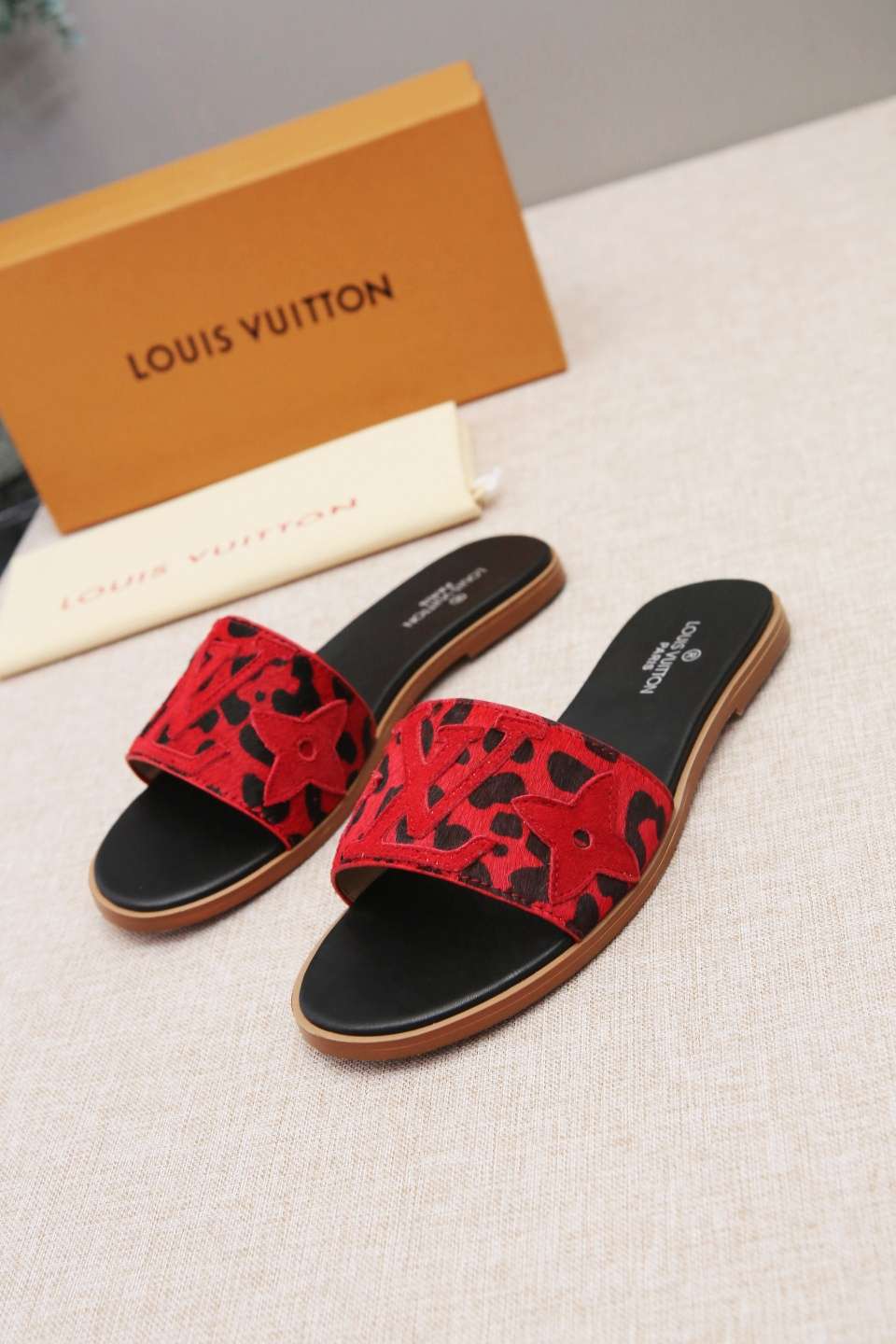 New Fashion LV Women Shoes L017 New Fashion LV Women Shoes L017