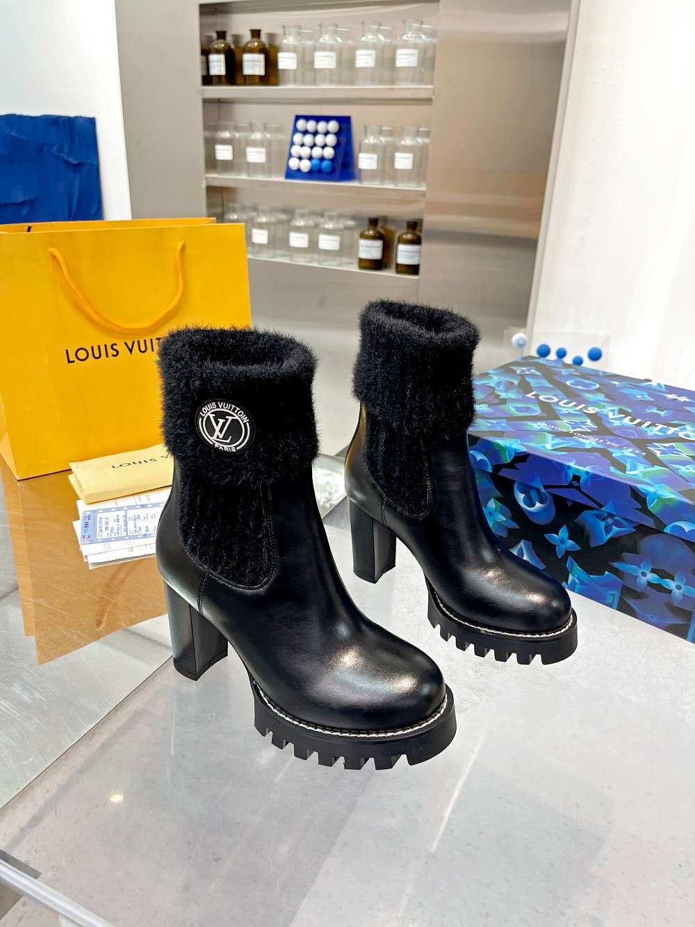 New Fashion LV Women Shoes L032 New Fashion LV Women Shoes L032