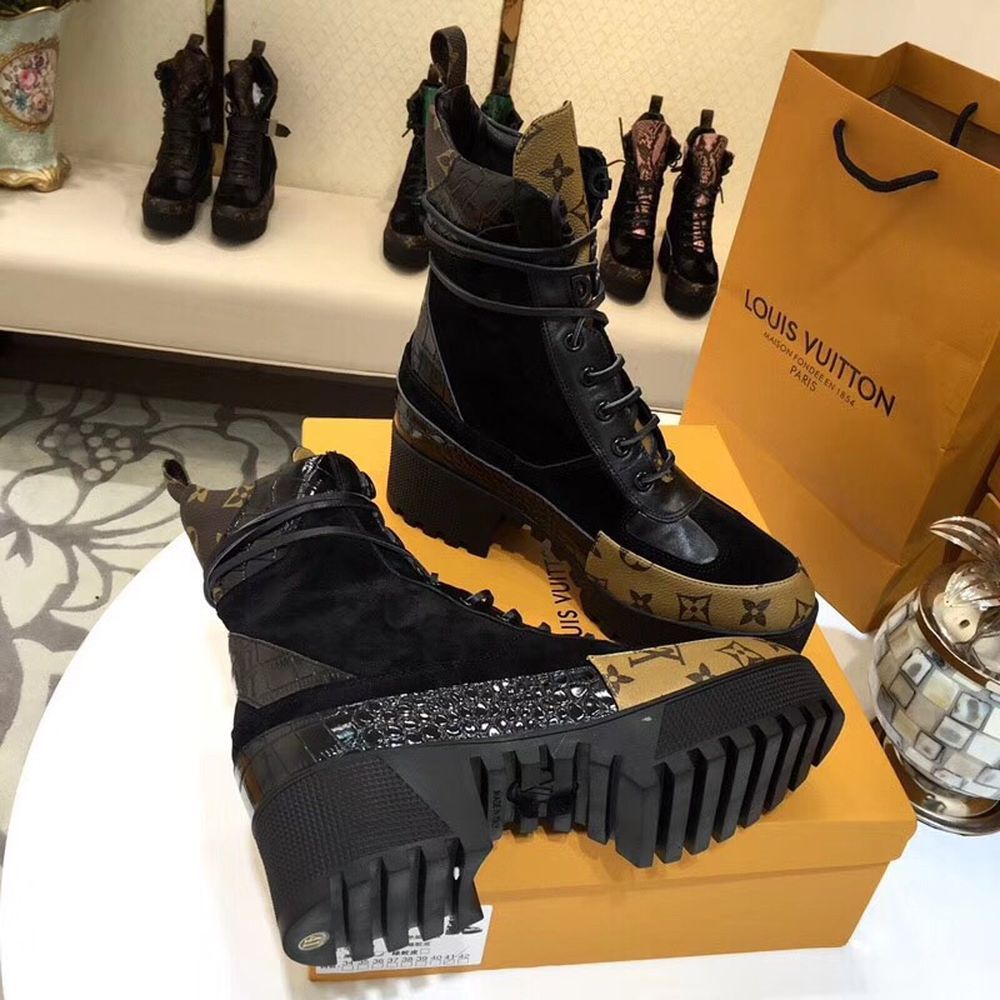 New Fashion LV Women Shoes L404