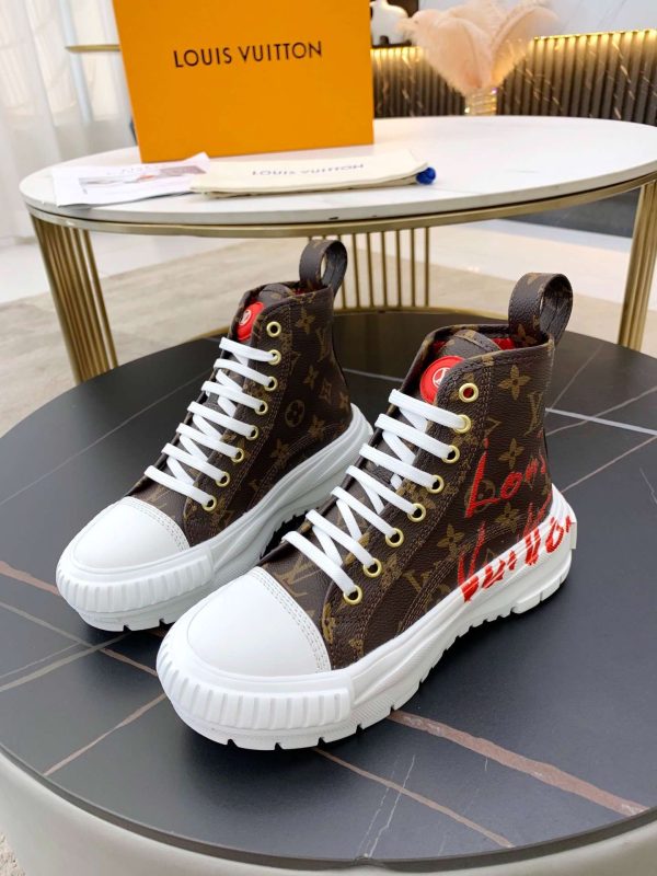 New Fashion Women LV Shoes 148 PA