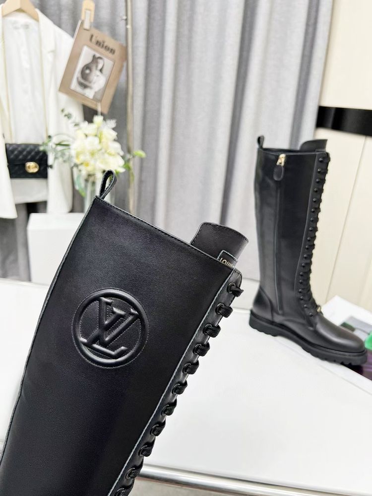 New Fashion LV Women Shoes L411