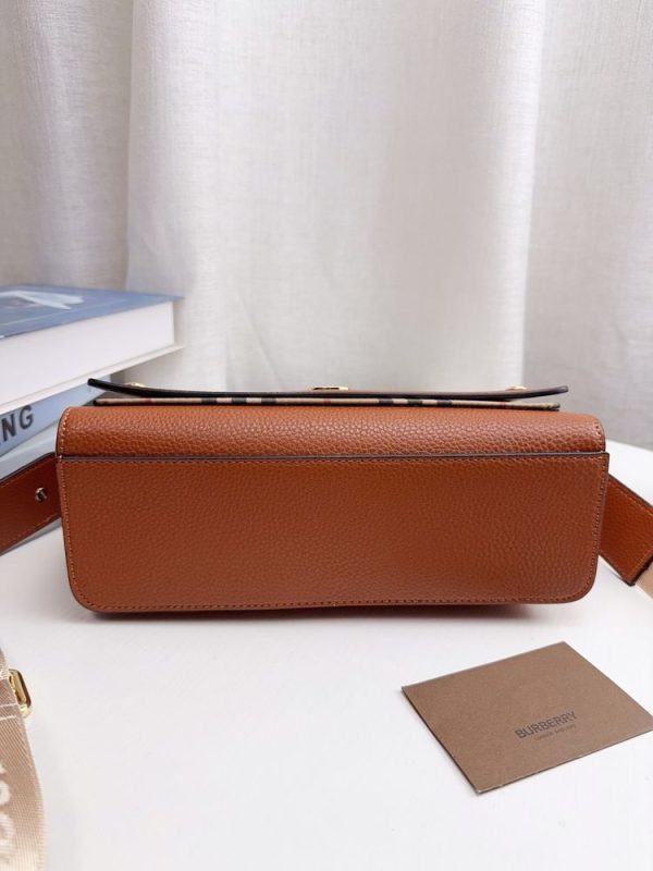 New Fashion Burberry Handbag B001 QA
