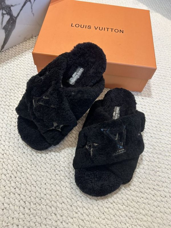 New Fashion LV Women Shoes L427