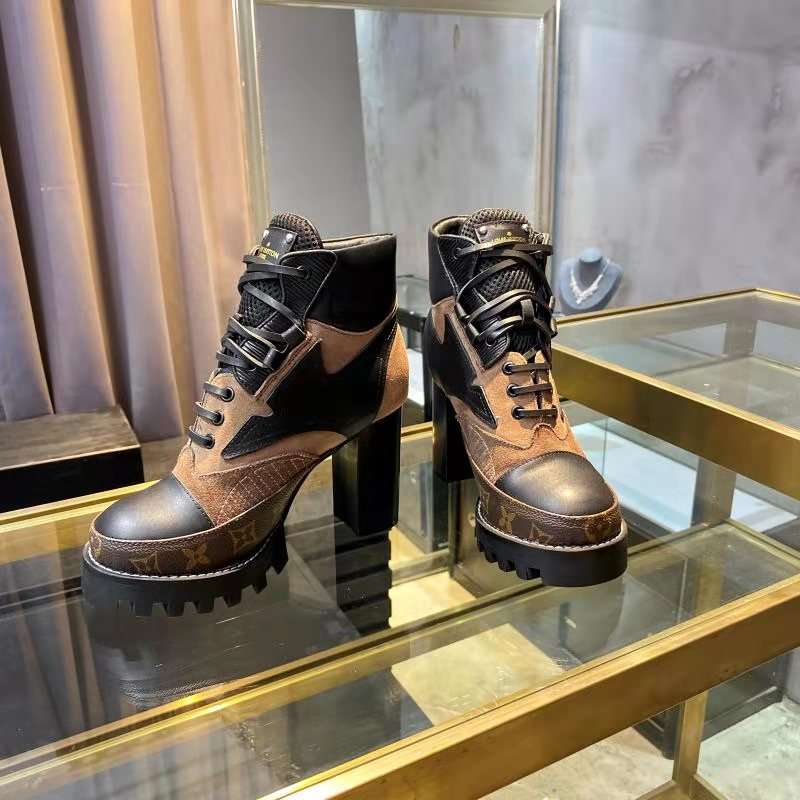 New Fashion LV Women Shoes L041