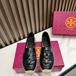 New Fashion LV Women Shoes 268 PA