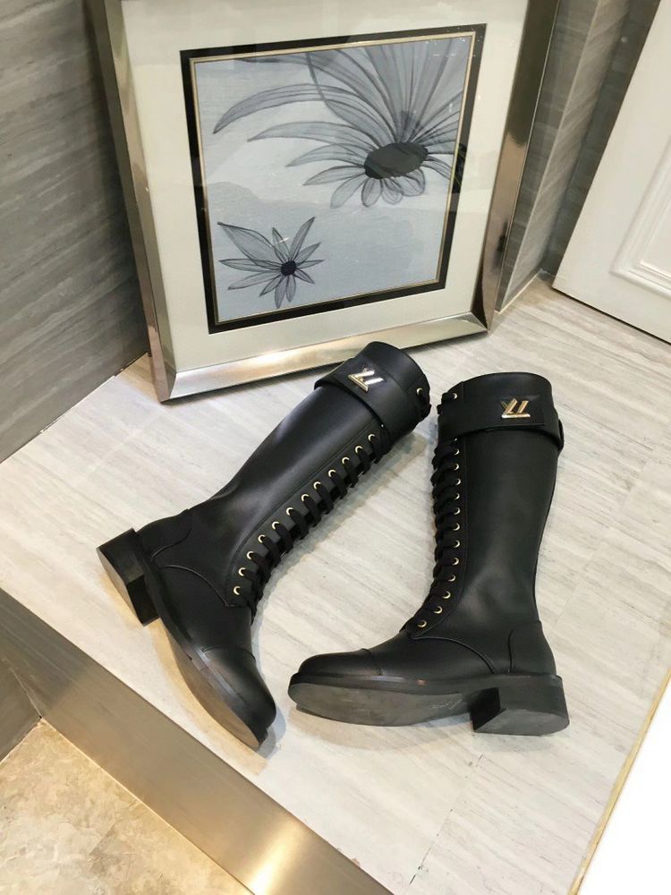 New Fashion LV Women Shoes L410