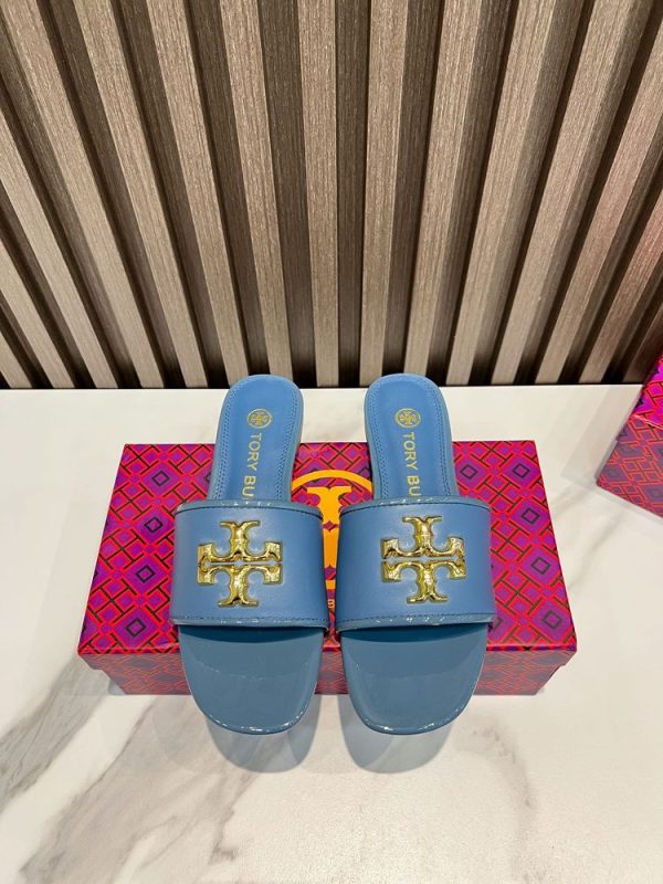 New Fashion LV Women Shoes 277 PA
