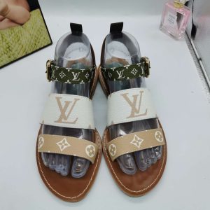 New Fashion LV Women Shoes L055