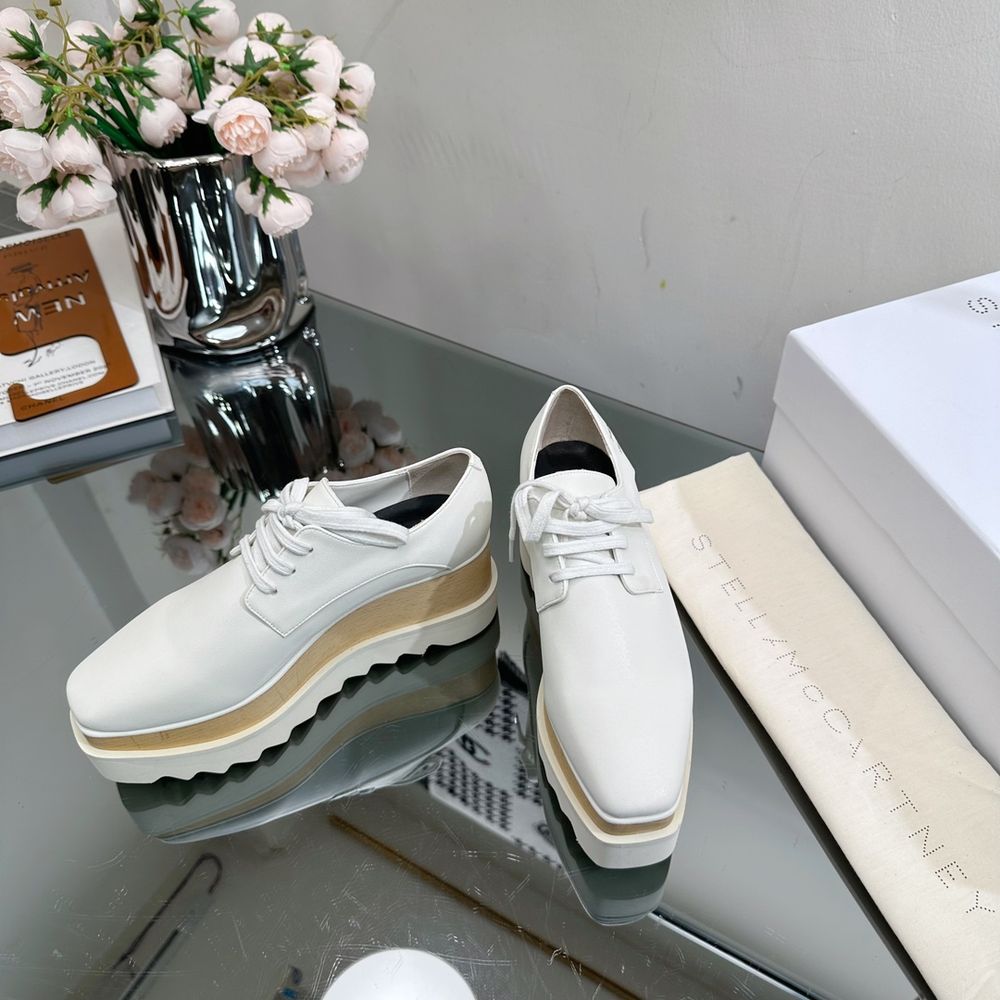 New Fashion LV Women Shoes L353