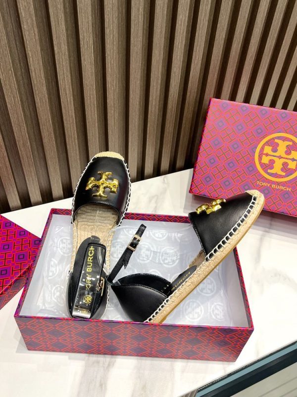 New Fashion LV Women Shoes 272 PA