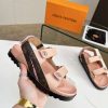 New Fashion LV Women Shoes 169 PA