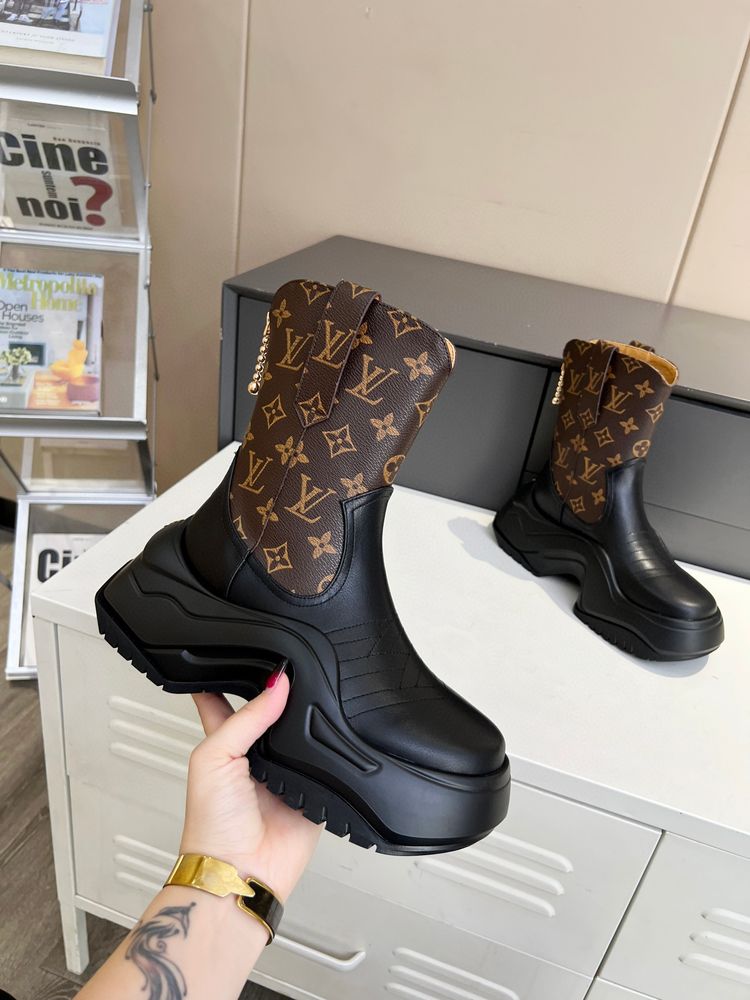 New Fashion LV Women Shoes L261