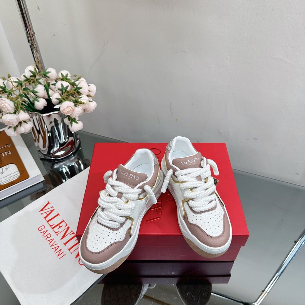 New Fashion LV Women Shoes L326 New Fashion LV Women Shoes L326