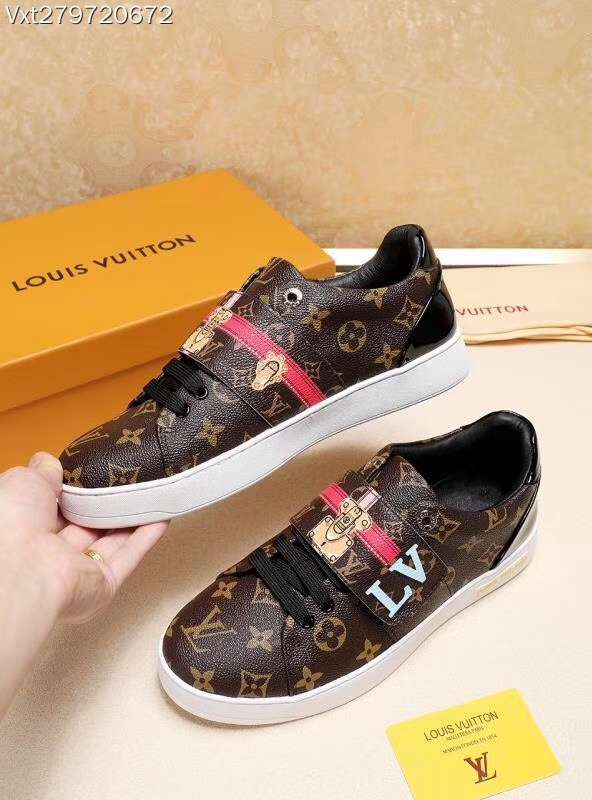 New Fashion Women LV Shoes 062 PA