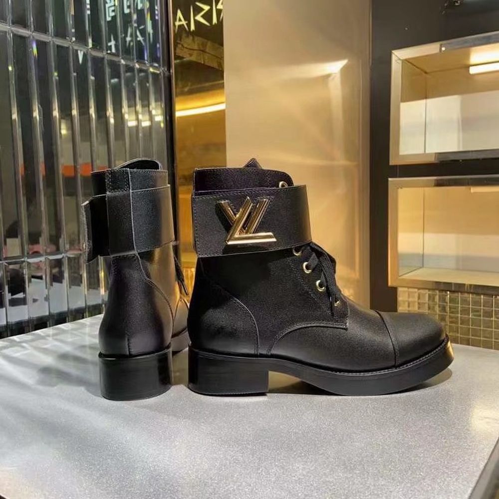New Fashion LV Women Shoes L400