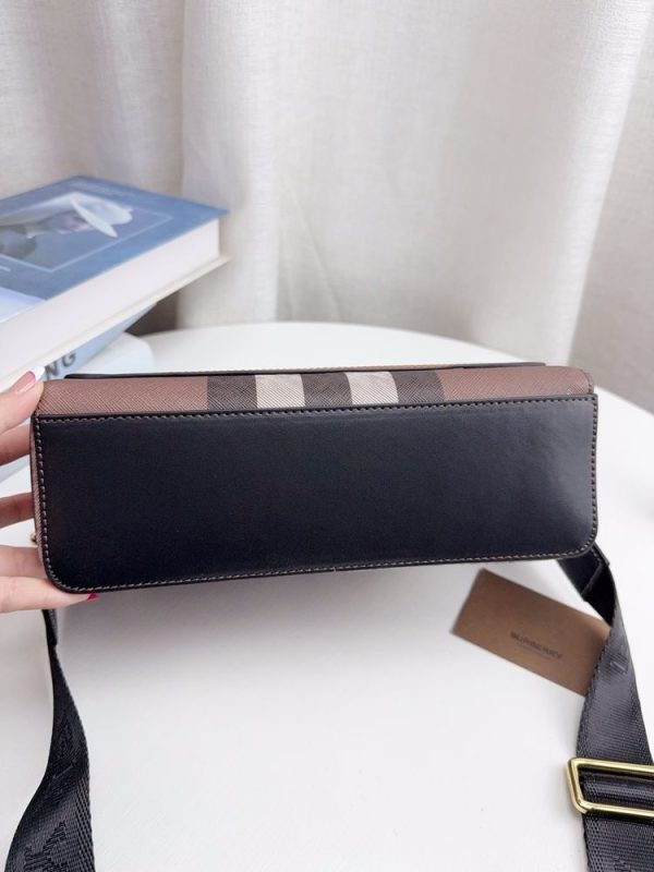 New Fashion Burberry Handbag B001 QA