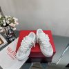 New Fashion LV Women Shoes 225 PA