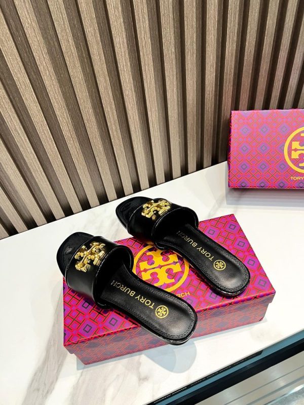 New Fashion LV Women Shoes 278 PA