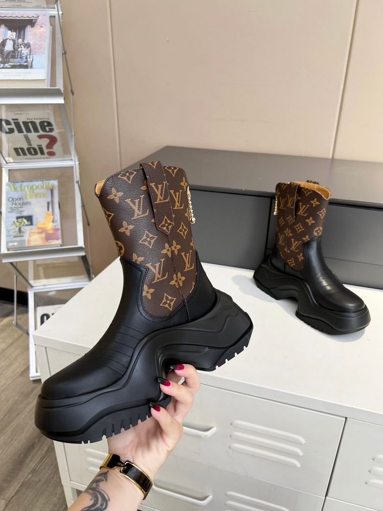 New Fashion LV Women Shoes L261