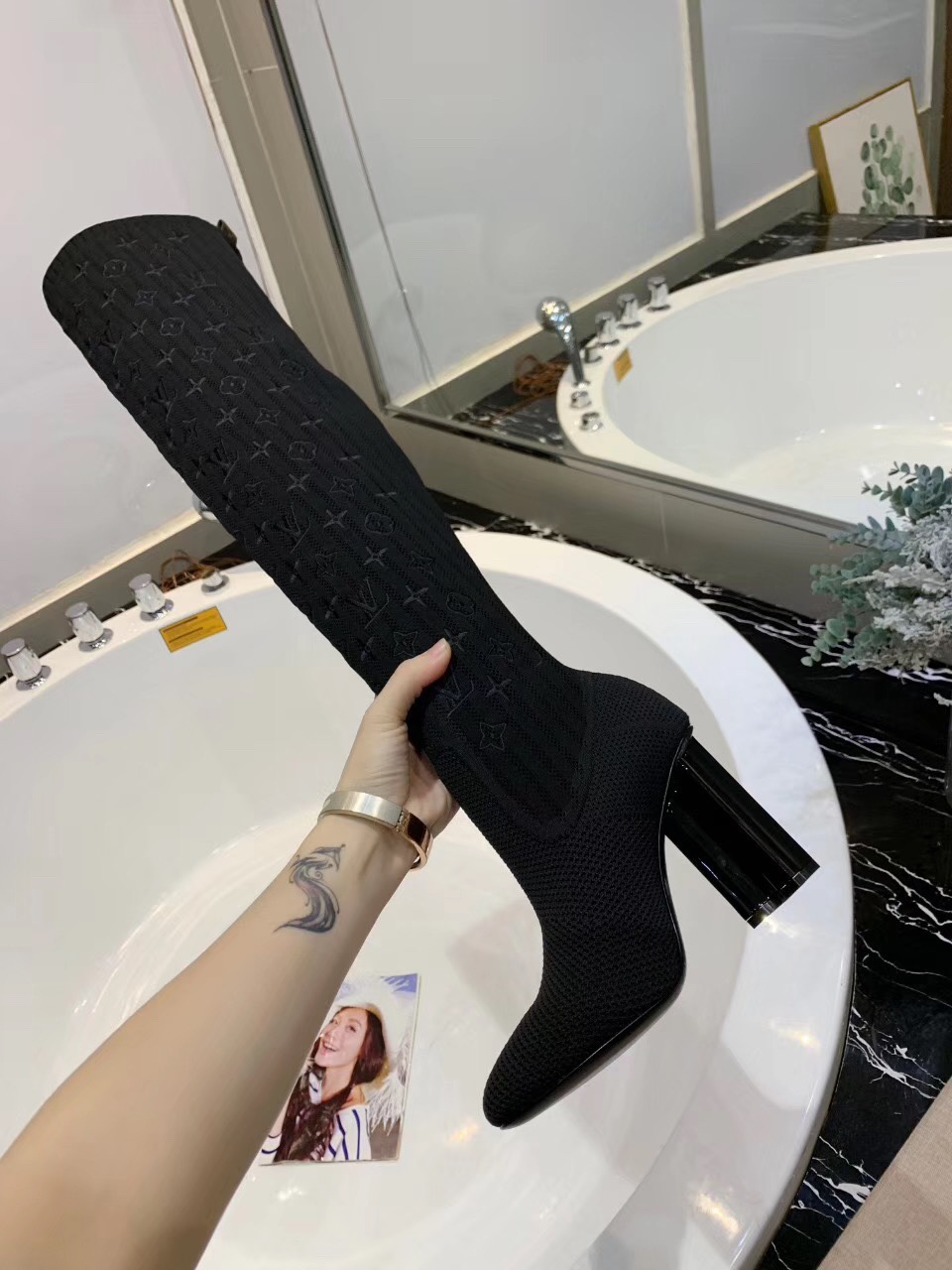 New Fashion LV Women Shoes L116