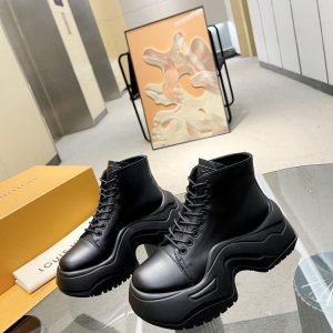 New Fashion LV Women Shoes 368 PA