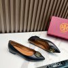 New Fashion LV Women Shoes 261 PA