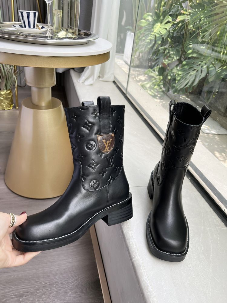 New Fashion LV Women Shoes L396