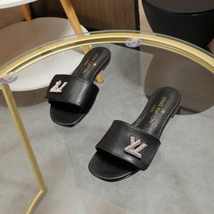 New Fashion LV Women Shoes L002